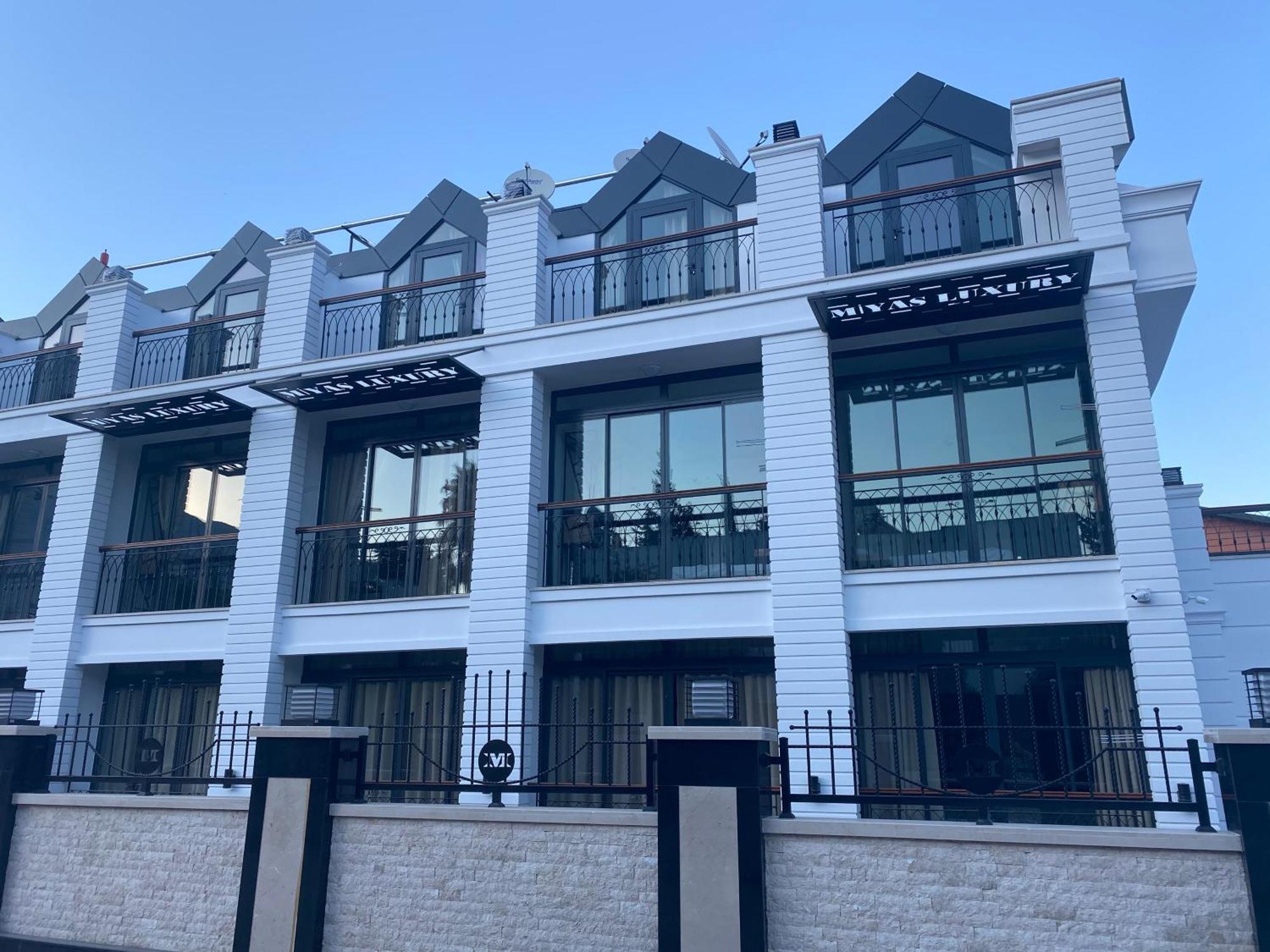 Miyas Luxury Hotel 凯梅尔 外观 照片
